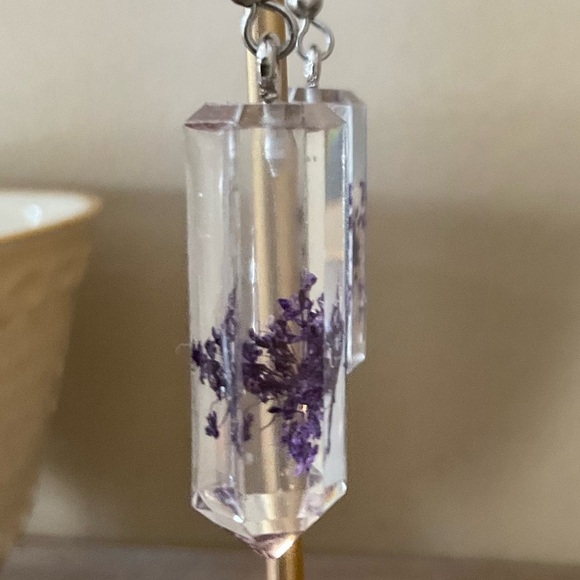 Woman's Flower Decor Geometric Prism Shape Dangle Drop Earrings - Picture 4 of 6